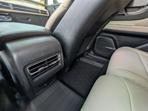 Used 2026 Lincoln Corsair Premiere image 30