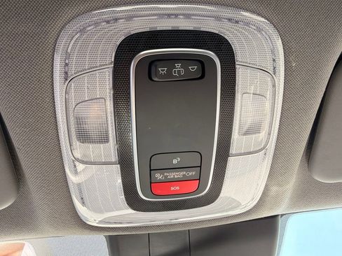 Used 2023 Hyundai Elantra SEL FWD image 26