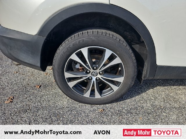 Used 2015 Toyota RAV4 Limited AWD/4WD image 21