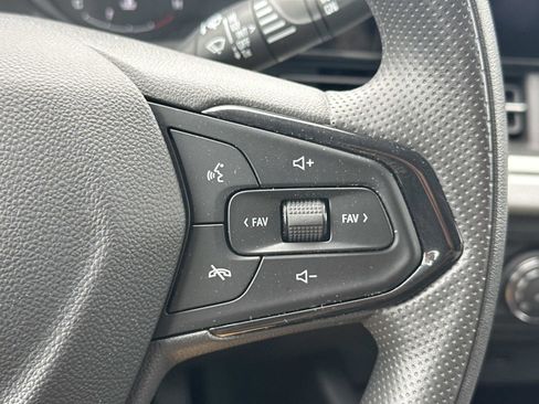 Certified 2024 Chevrolet Trax LS w/ LS Convenience Package FWD image 22