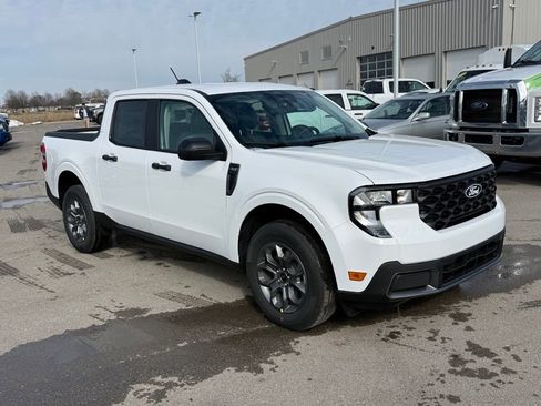 New 2026 Ford Maverick XLT AWD/4WD image 2