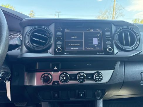 Used 2022 Toyota Tacoma SR AWD/4WD image 23