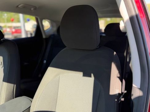 Used 2025 Hyundai Kona SEL AWD/4WD image 7