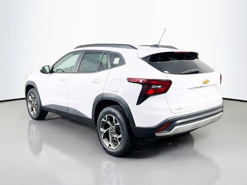 New 2026 Chevrolet Trax LT image 7