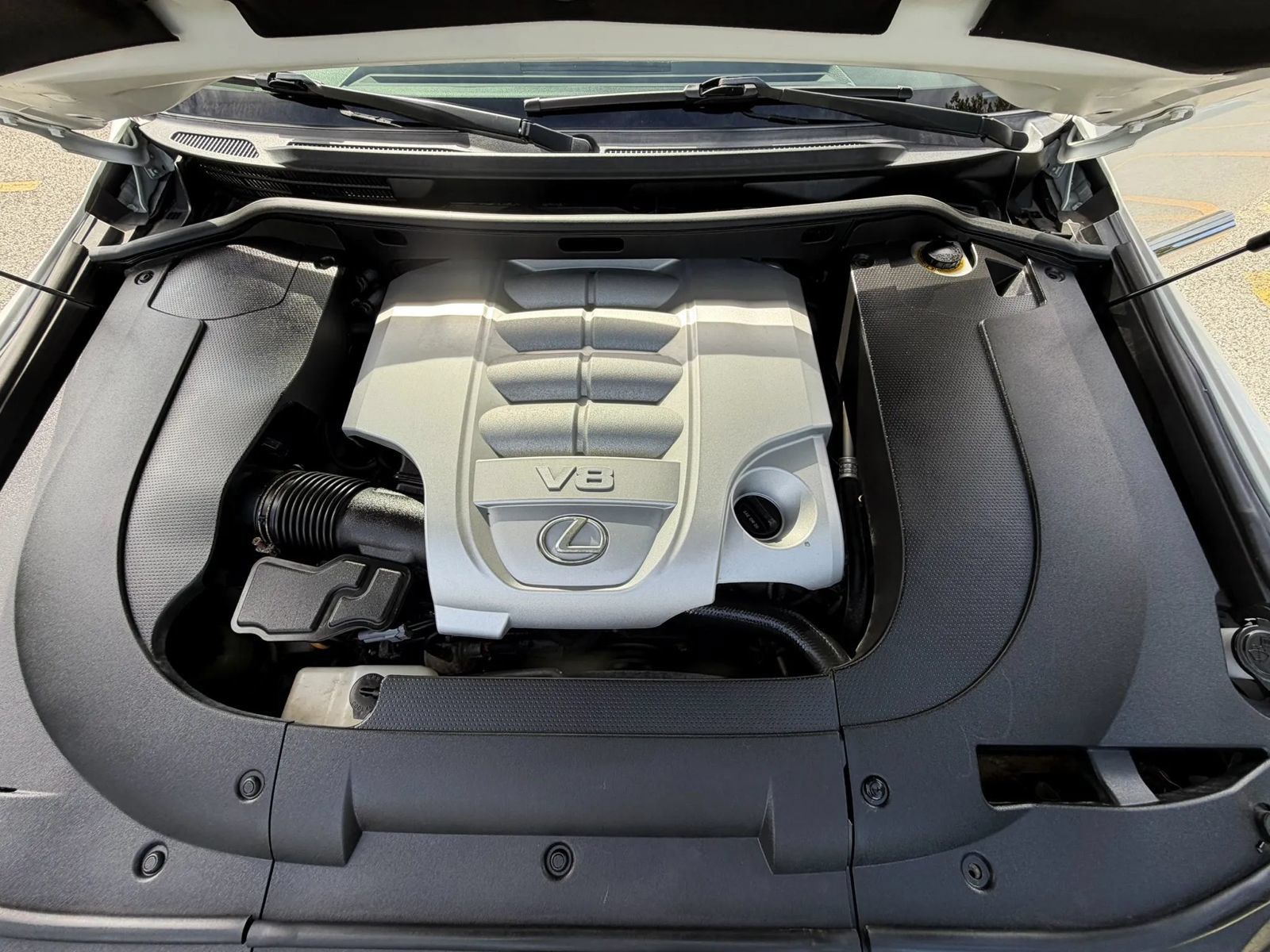 Used 2013 Lexus LX 570 4WD w/ Luxury Pkg image 83