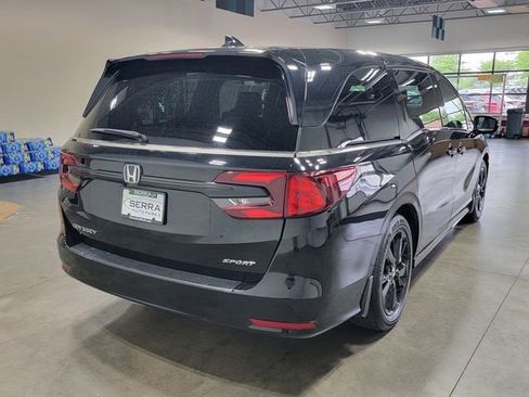 Certified 2023 Honda Odyssey Sport image 5
