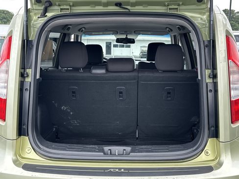 Used 2013 Kia Soul FWD image 14