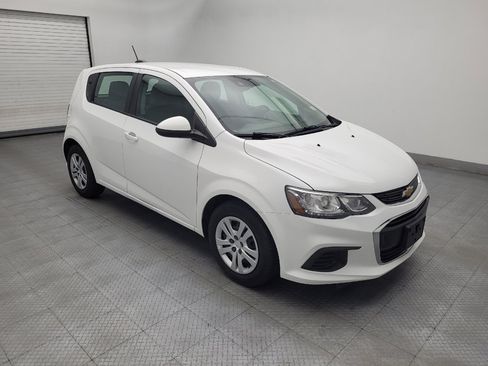 Used 2020 Chevrolet Sonic LT FWD image 11