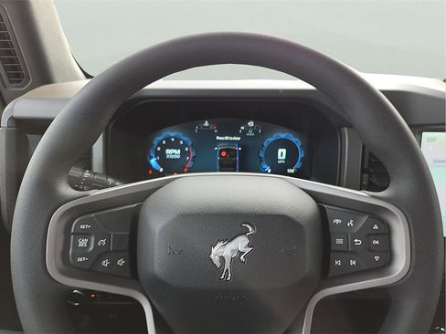 New 2025 Ford Bronco 2-Door image 16