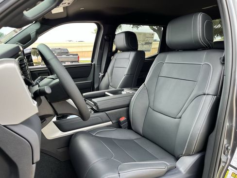New 2026 Toyota Tundra Limited AWD/4WD image 22