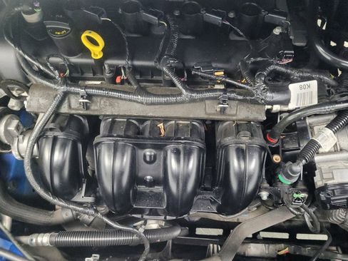 Used 2017 Ford Escape S image 30