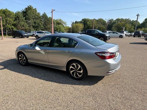 Used 2017 Honda Accord EX-L image 26