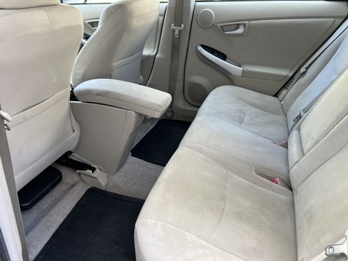 Used 2010 Toyota Prius Two FWD image 16