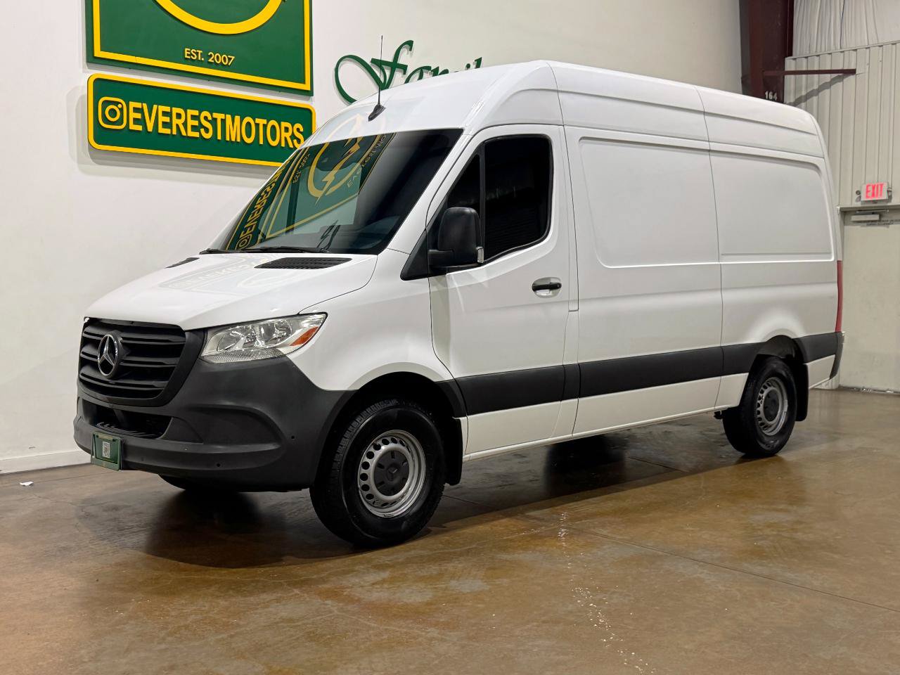 Used 2020 Mercedes-Benz Sprinter 2500 image 3