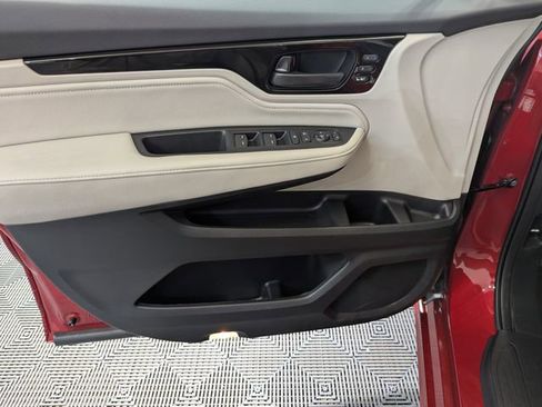 New 2026 Honda Odyssey Touring image 26