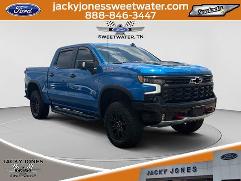 Used 2022 Chevrolet Silverado 1500 ZR2 w/ Technology Package AWD/4WD image 7