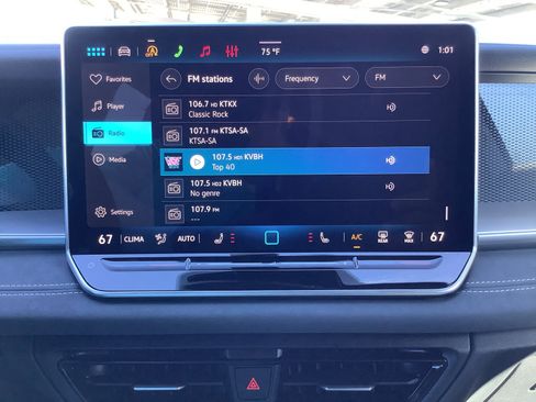 New 2026 Volkswagen Tiguan SE R-Line image 17