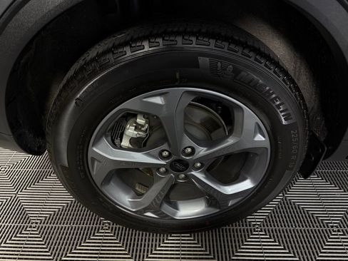 Used 2025 Ford Escape ST-Line AWD/4WD image 12