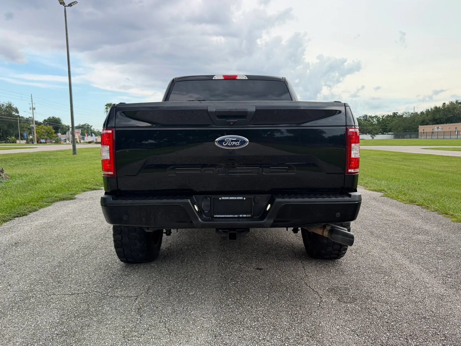 Used 2018 Ford F150 XLT w/ Equipment Group 301A Mid AWD/4WD image 6