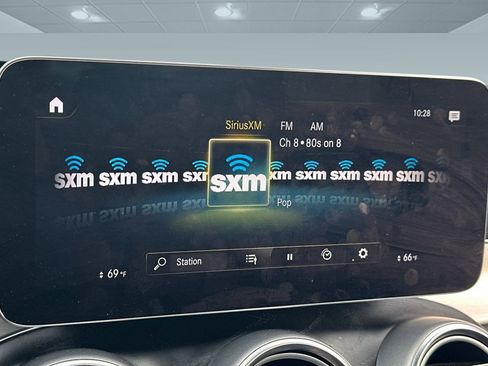 Used 2023 Mercedes-Benz GLC 300 4MATIC Coupe image 25