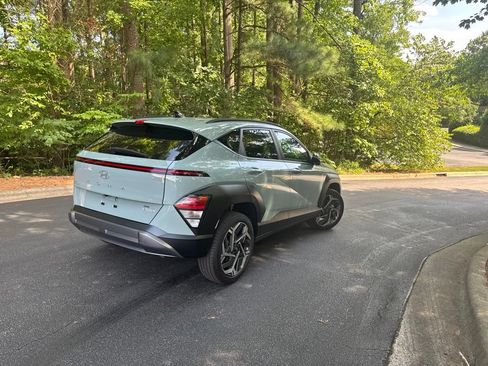 Used 2026 Hyundai Kona SEL Premium AWD/4WD image 3