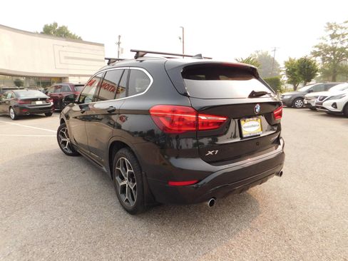 Used 2018 BMW X1 xDrive28i w/ Convenience Package AWD/4WD image 4