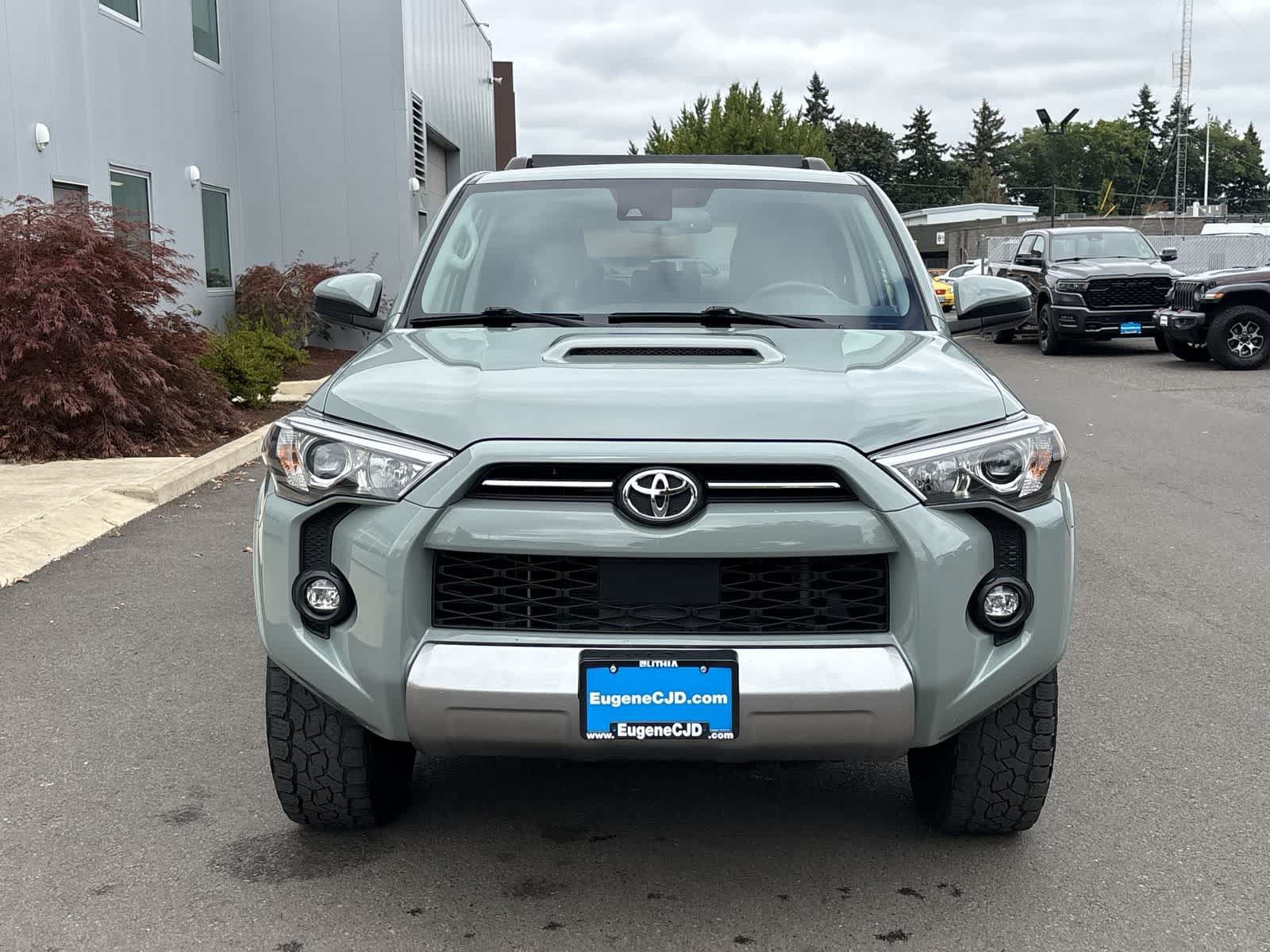 Used 2022 Toyota 4Runner TRD Off-Road AWD/4WD image 6