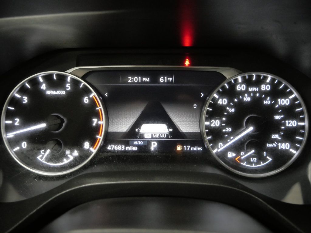 Used 2025 Nissan Rogue SV AWD/4WD image 15