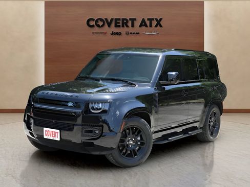 Used 2025 Land Rover Defender 110 X-Dynamic SE AWD/4WD image 1