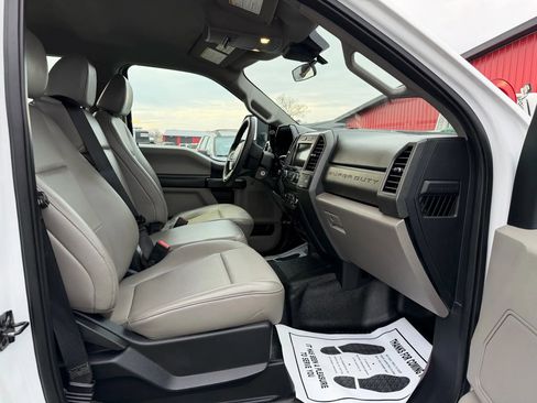 Used 2021 Ford F250 XL w/ Power Equipment Group image 12
