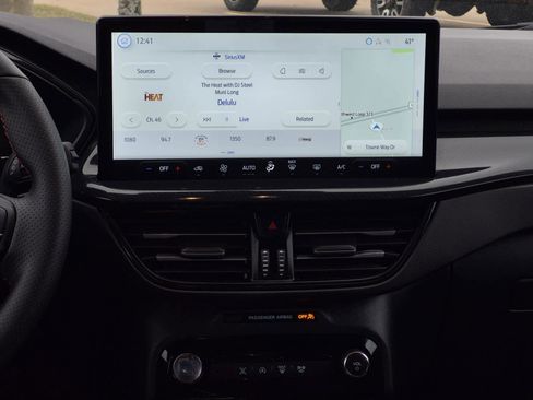 Used 2025 Ford Escape ST-Line w/ Tech Pack #1 image 15