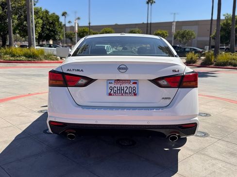 Certified 2023 Nissan Altima 2.5 SR w/ SR Premium Package AWD/4WD image 7