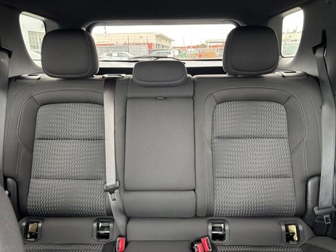 Used 2025 Chevrolet Equinox LT FWD image 39