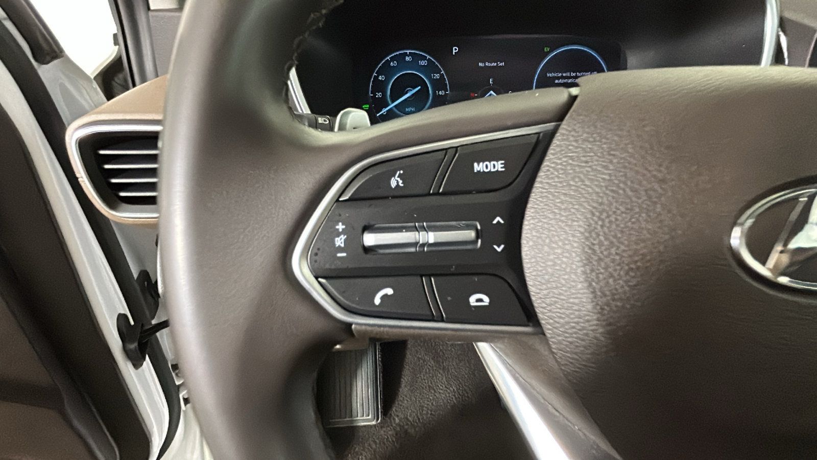 Used 2023 Hyundai Santa Fe SEL Convenience AWD/4WD image 20