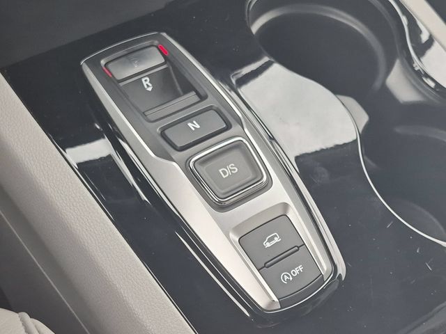 Used 2016 Honda Pilot Touring image 12