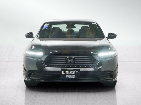Used 2025 Honda Accord Sport image 8