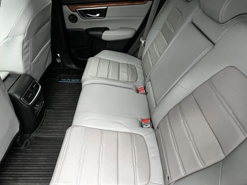 Used 2017 Honda CR-V Touring image 31
