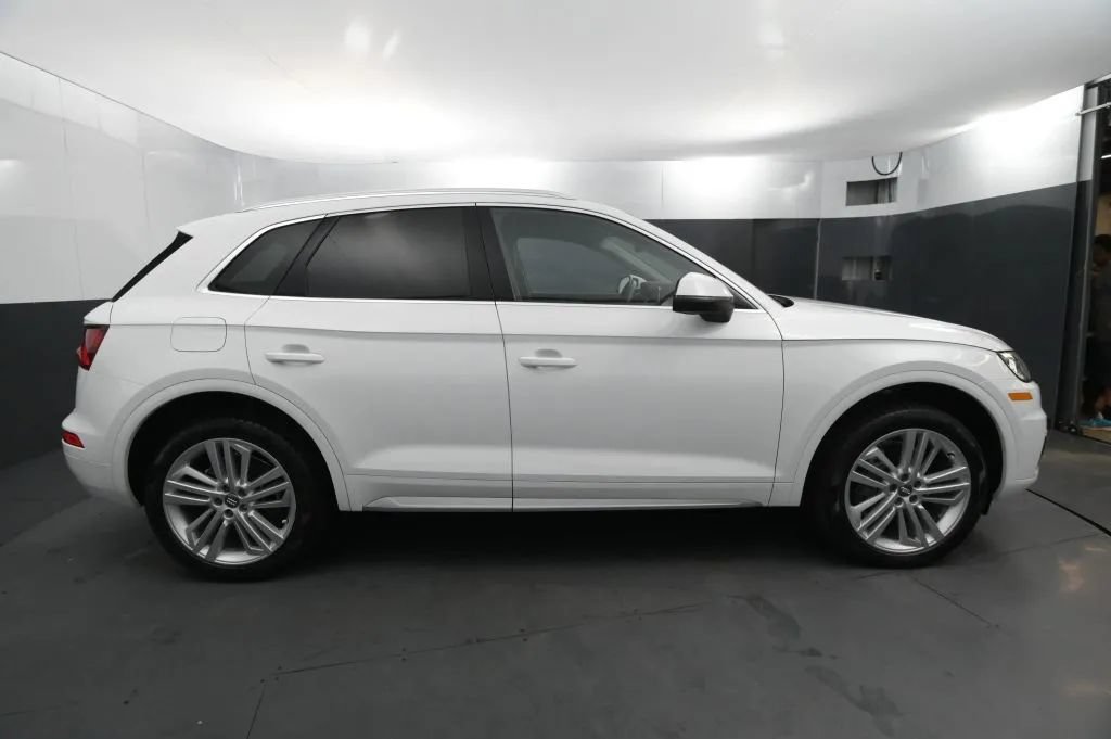 Used 2018 Audi Q5 Prestige w/ Prestige Package AWD/4WD image 6