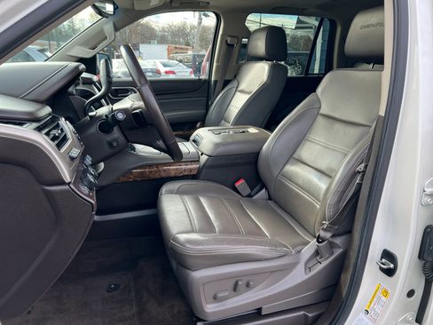Used 2015 GMC Yukon Denali image 12