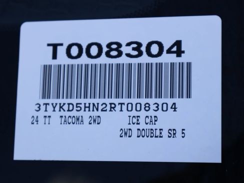 Used 2024 Toyota Tacoma SR image 7