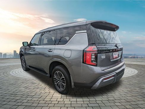New 2025 Nissan Armada SL w/ Captain's Chari Seat Package image 6
