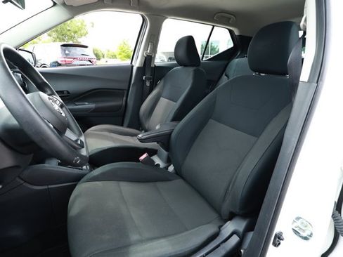 Used 2024 Nissan Kicks S FWD image 21