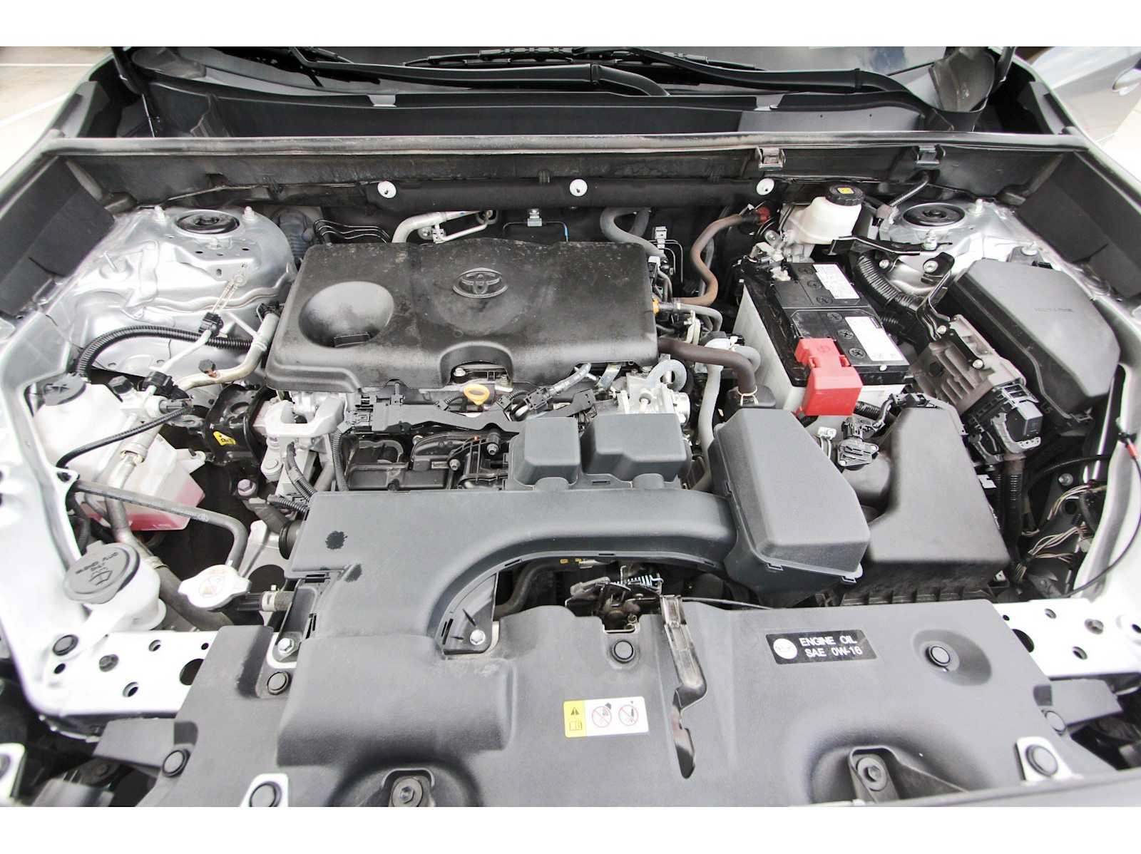 Used 2022 Toyota RAV4 XLE Premium FWD image 32