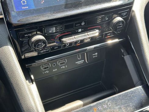 Used 2022 Jeep Grand Cherokee Limited 4xe image 29