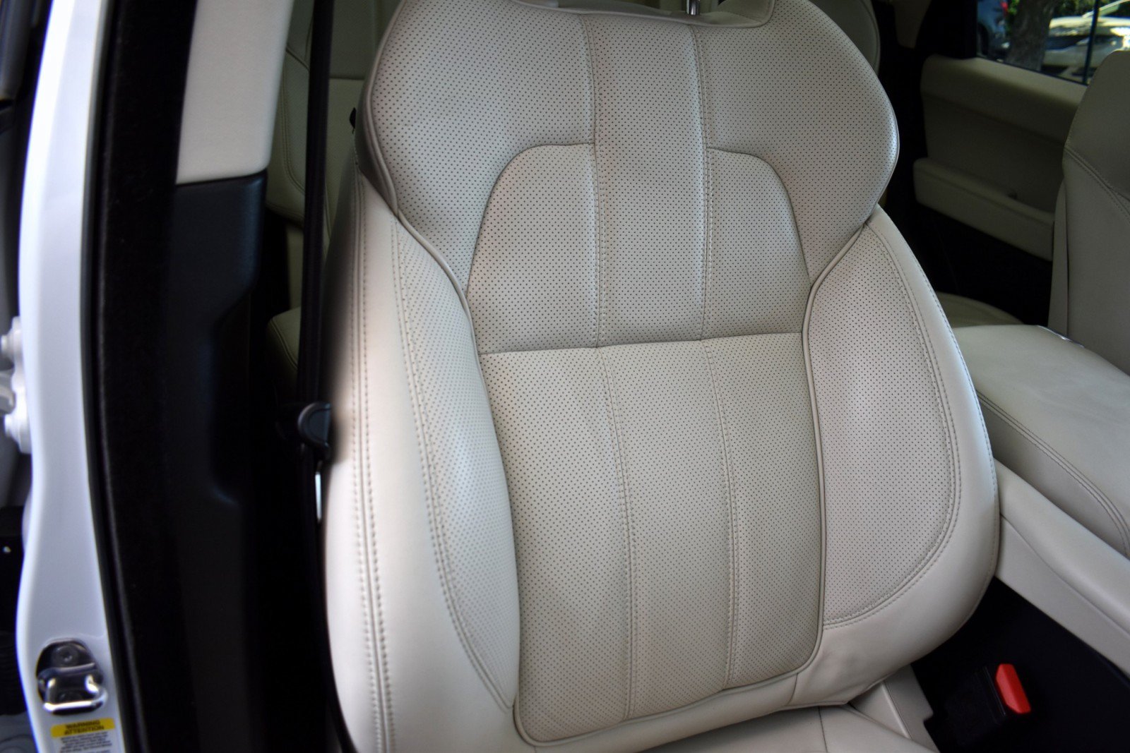 Used 2015 Land Rover Range Rover Sport HSE AWD/4WD image 42