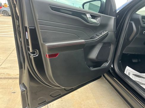 New 2026 Ford Escape ST-Line image 10