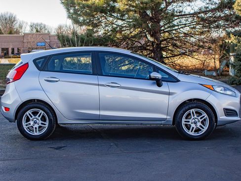 Used 2019 Ford Fiesta SE w/ Equipment Group 201A image 10