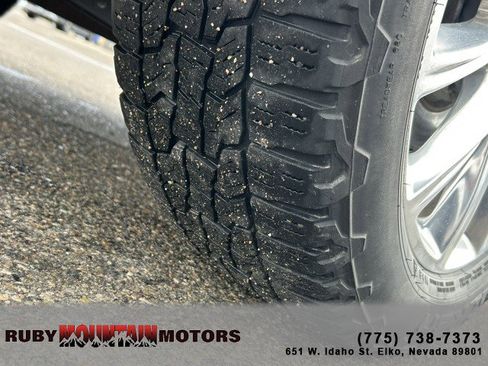 Used 2018 Buick Enclave Premium image 30