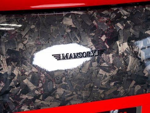 Used 2020 Ferrari 812 Superfast image 34