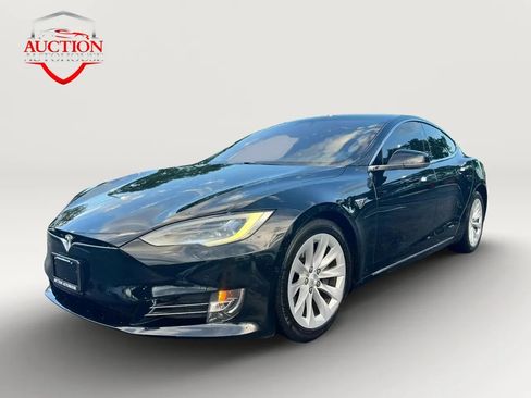 Used 2017 Tesla Model S 75D AWD/4WD image 1